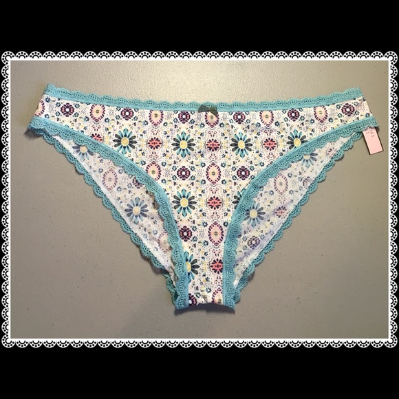 ❤️VS Cheekini Panty ❤️ - Picture 1 of 3